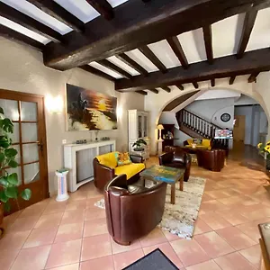 Porte De Camargue Hotel